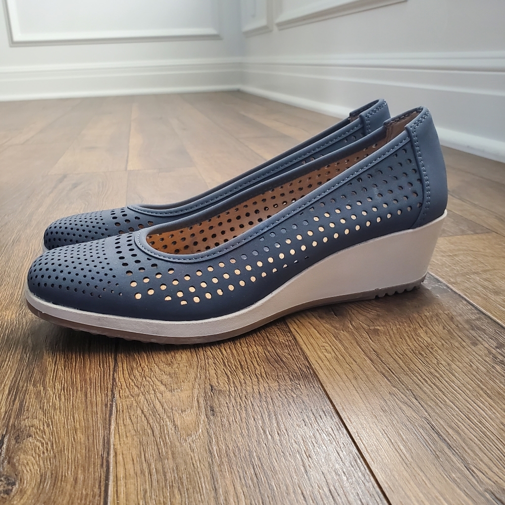 Naturalizer Becky Wedge Slip On